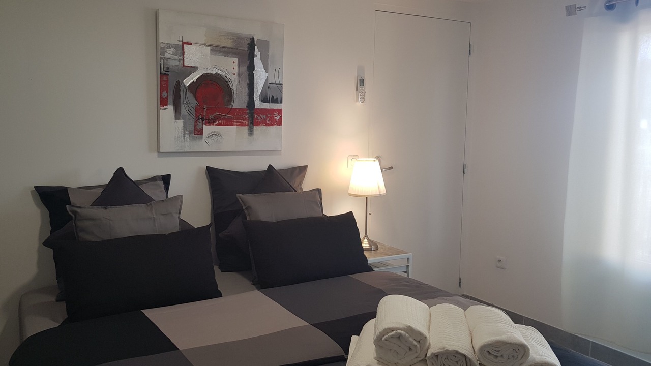Photo of Bedroom in Saint-Laurent-d'Aigouze