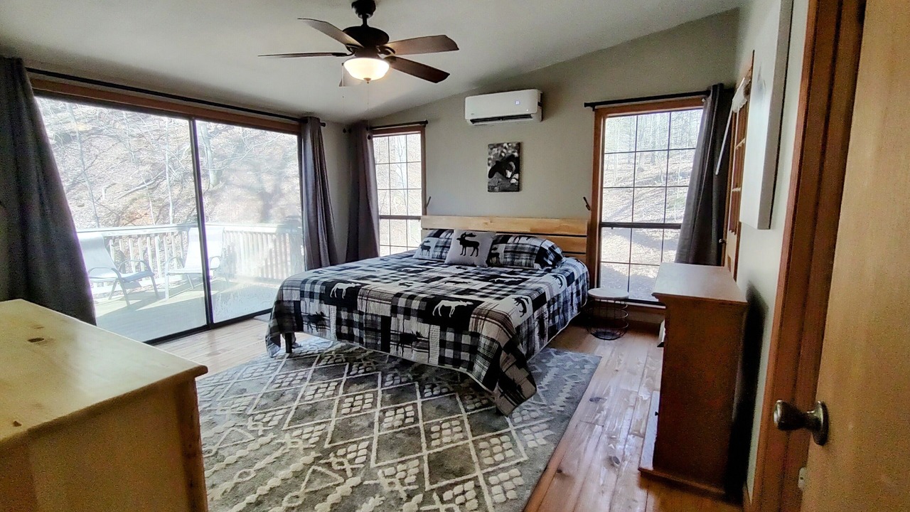 Photo of Bedroom in Rabun Gap