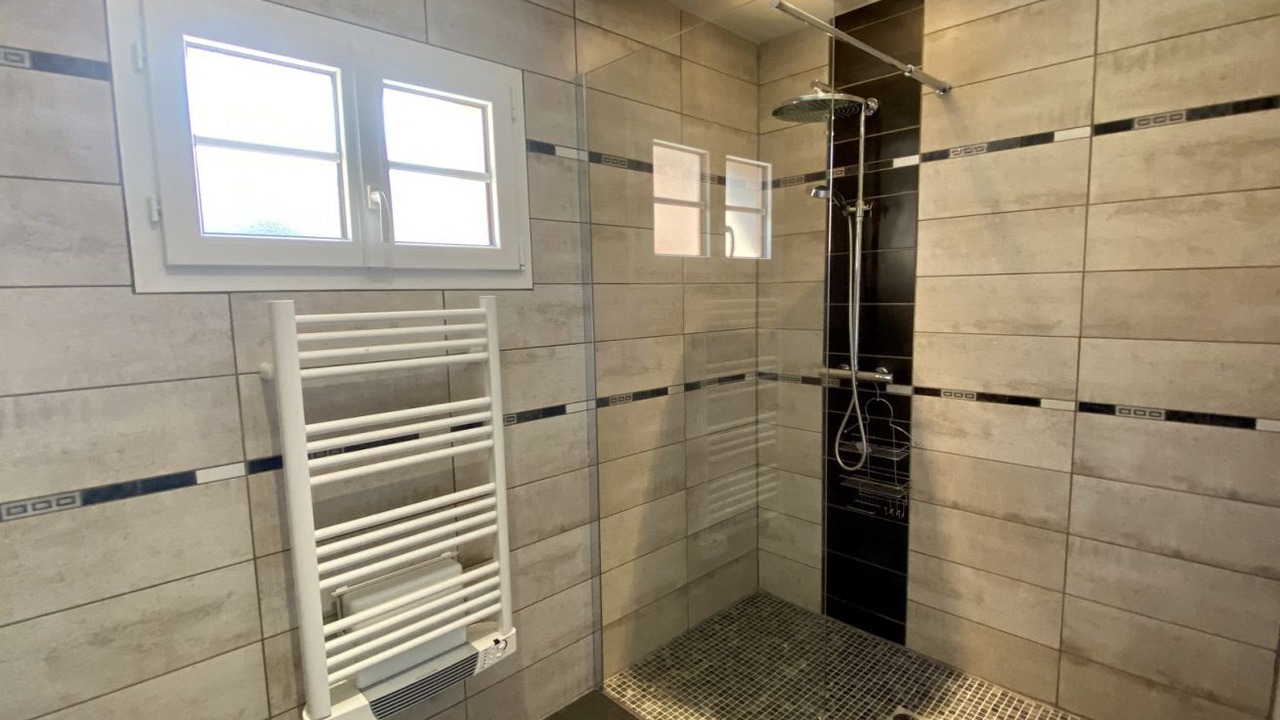 Photo of Bathroom in Moyenneville