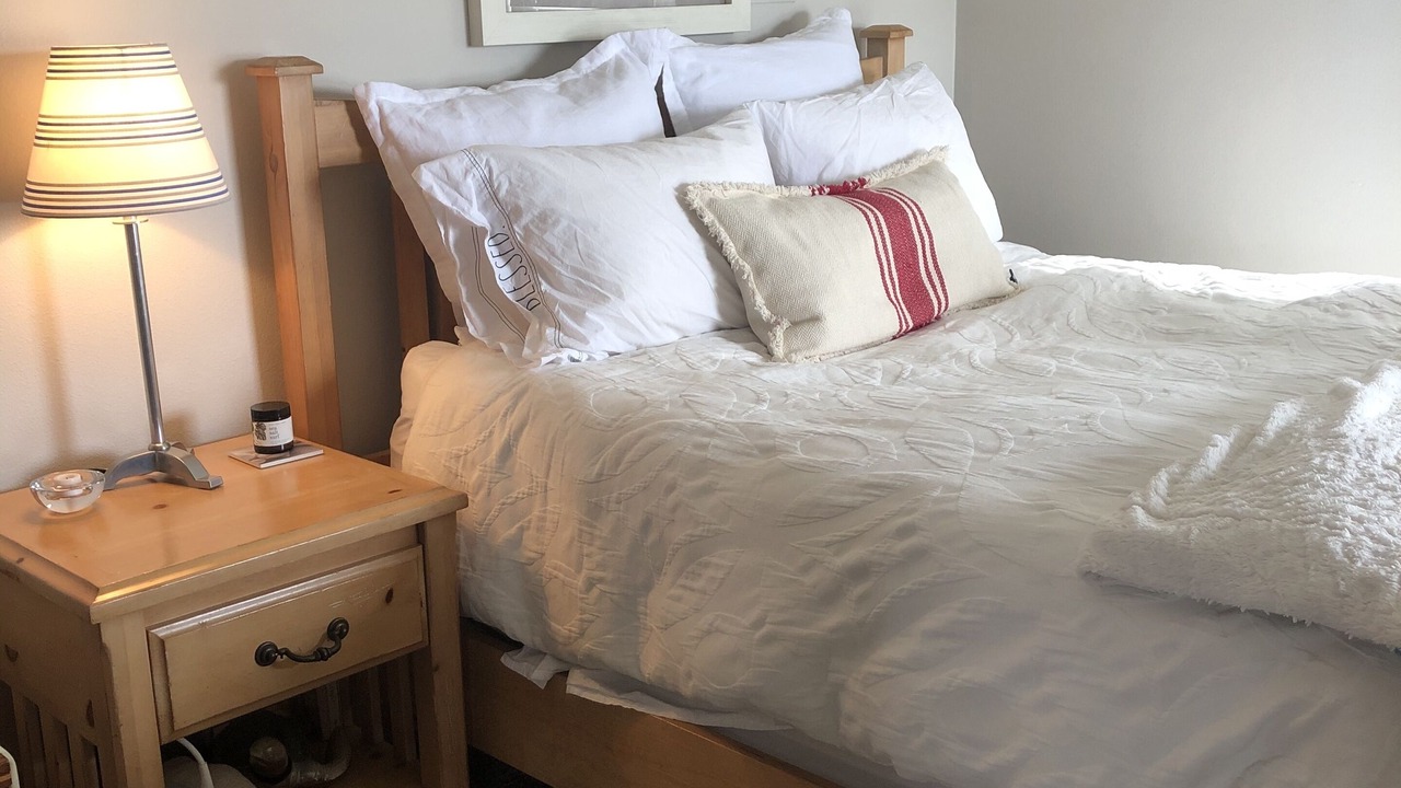 Photo of Bedroom in Lakebay