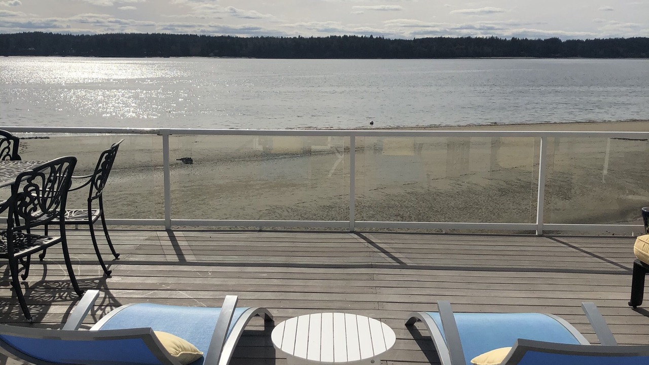 Photo of Patio Balcony in Lakebay
