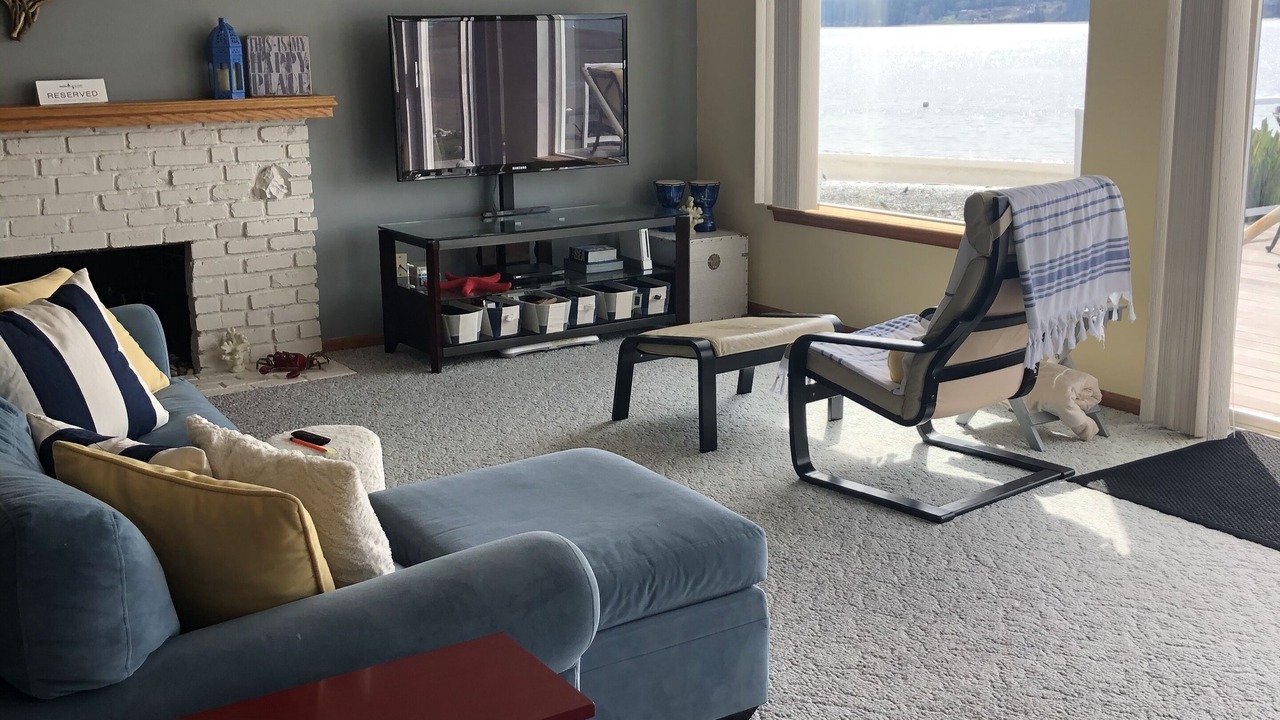 Photo of Livingroom in Lakebay