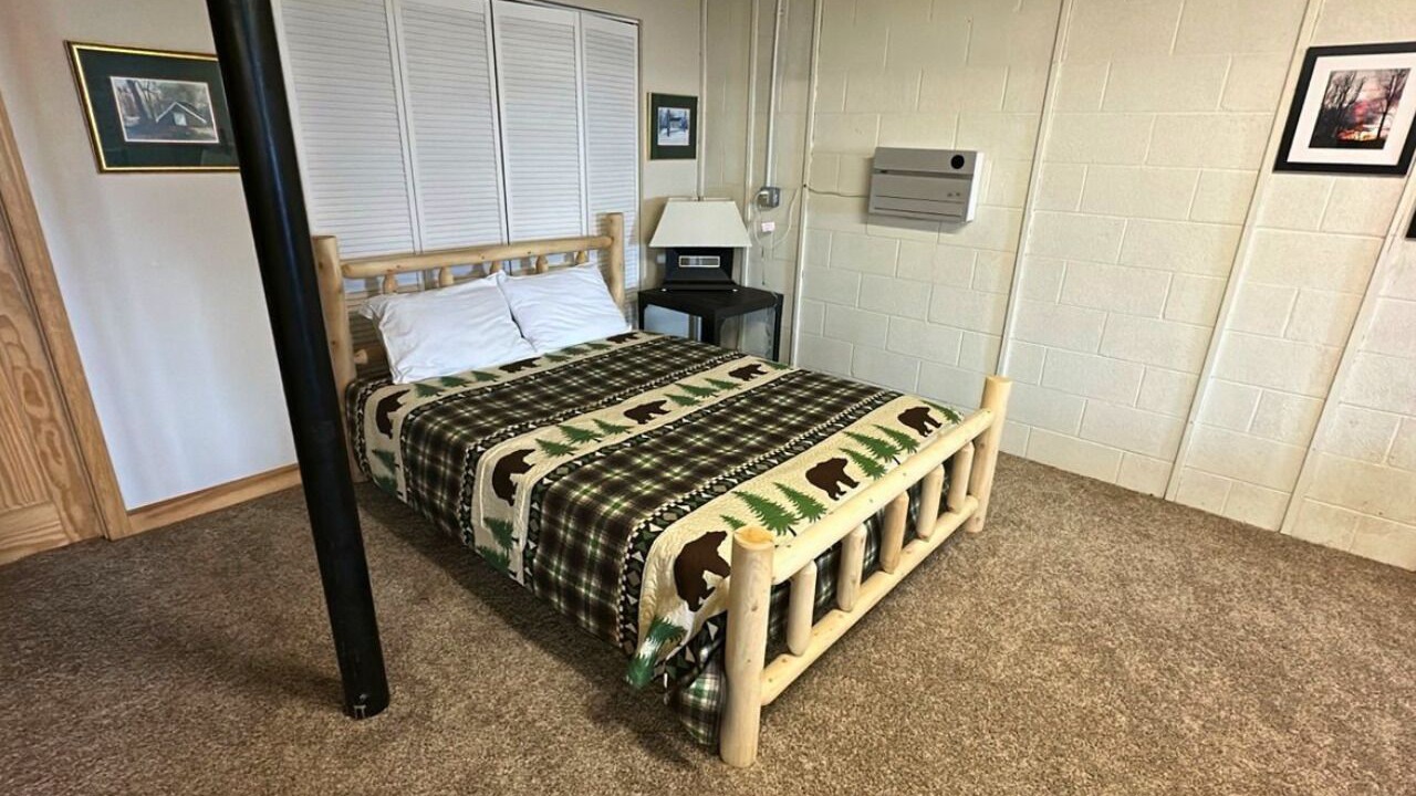 Photo of Bedroom in Old Fort