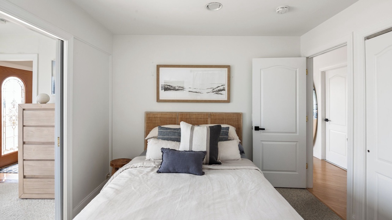 Photo of Bedroom in Ortley Beach