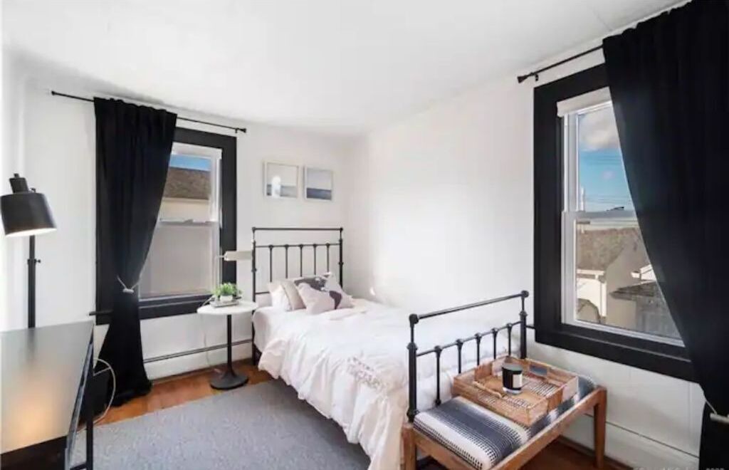 Photo of Bedroom in Momauguin