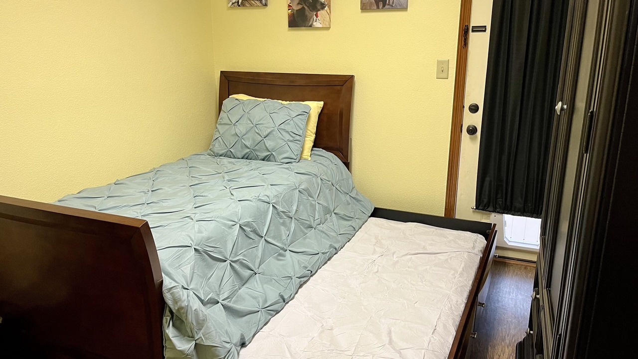 Photo of Bedroom in Argyle
