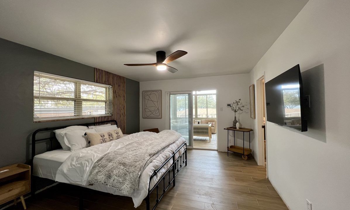 Photo of Bedroom in Granbury