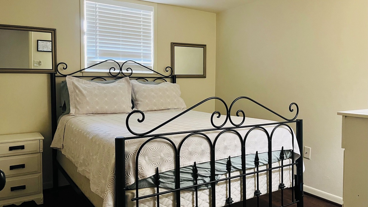 Photo of Bedroom in Malbis
