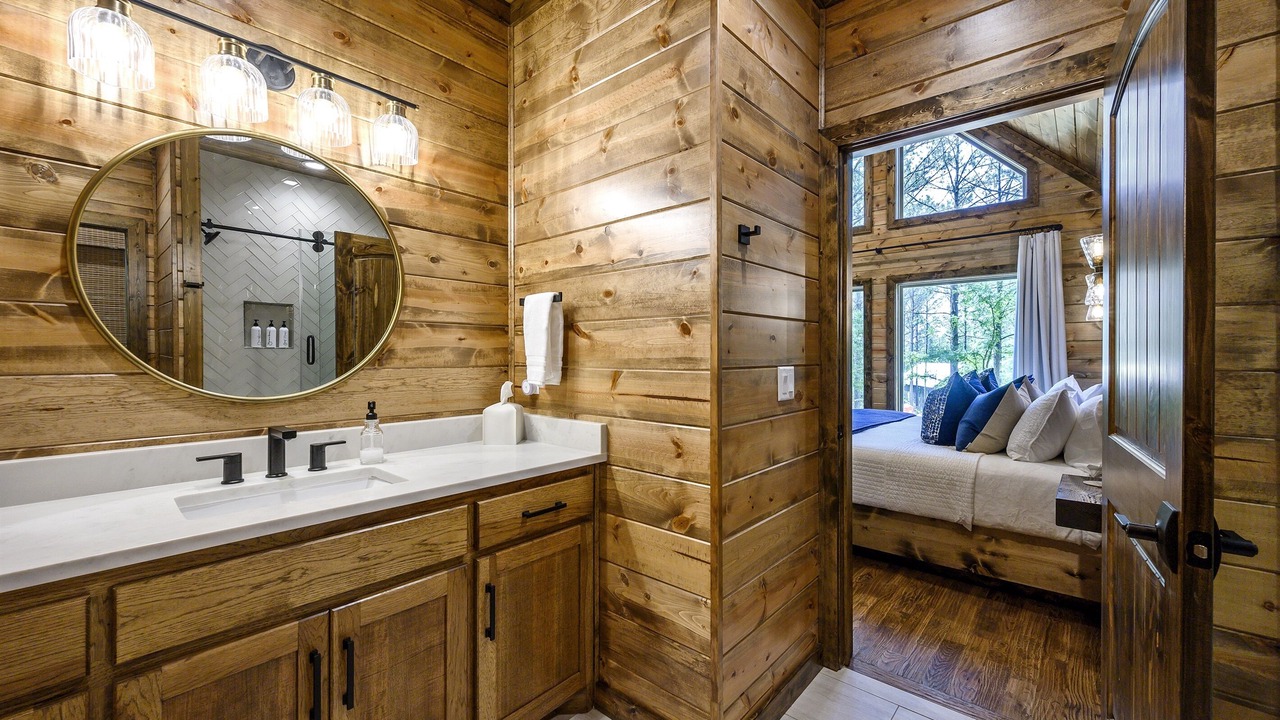 Photo of Bathroom in Hochatown
