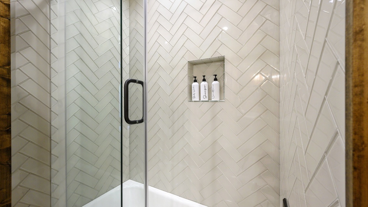 Photo of Bathroom in Hochatown