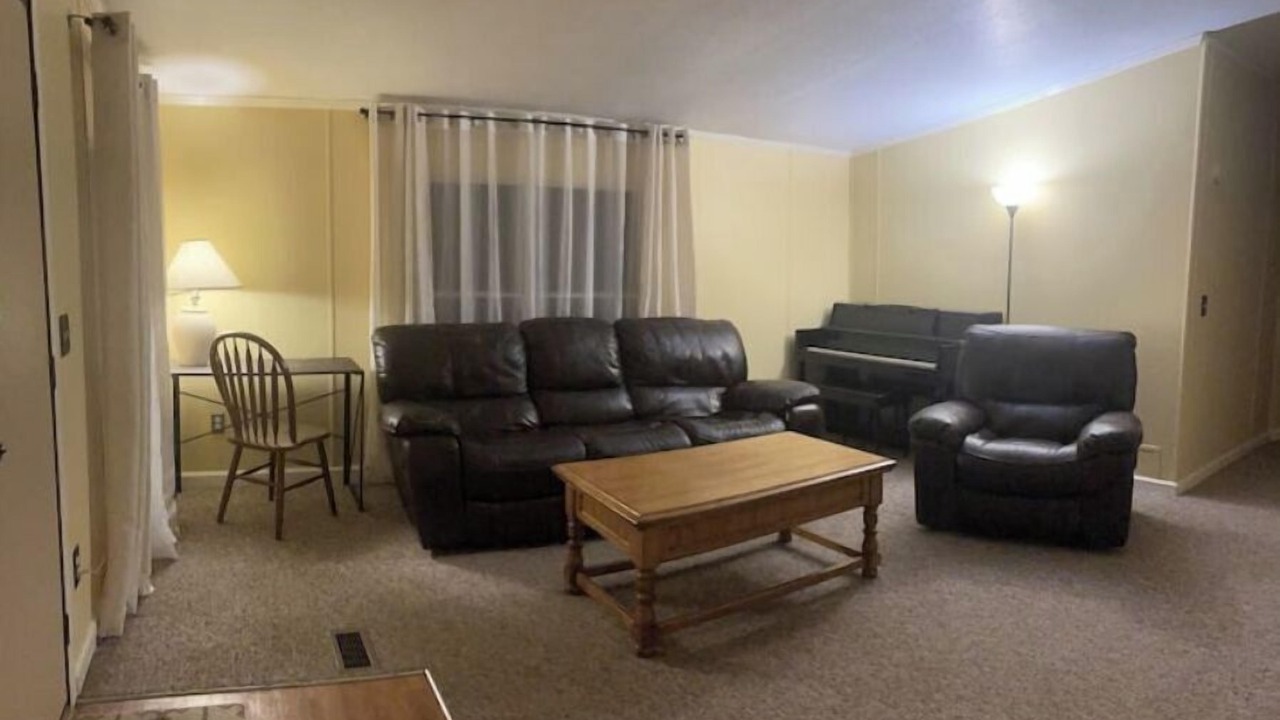 Photo of Livingroom in Sprout Brook
