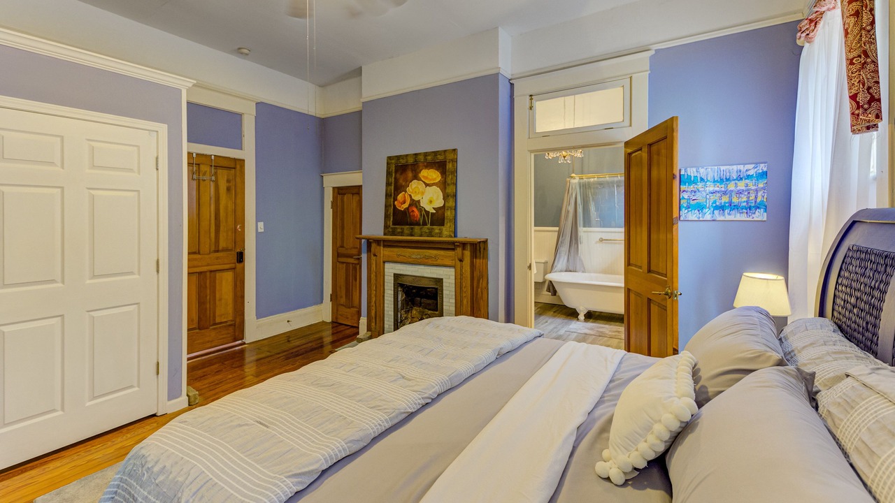 Photo of Bedroom in Vicksburg