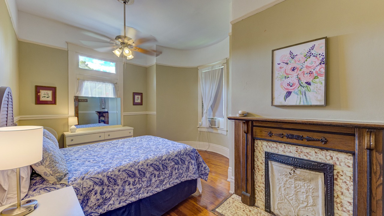Photo of Bedroom in Vicksburg