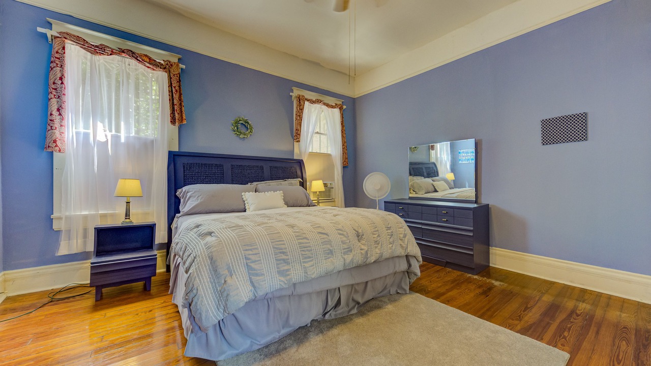 Photo of Bedroom in Vicksburg