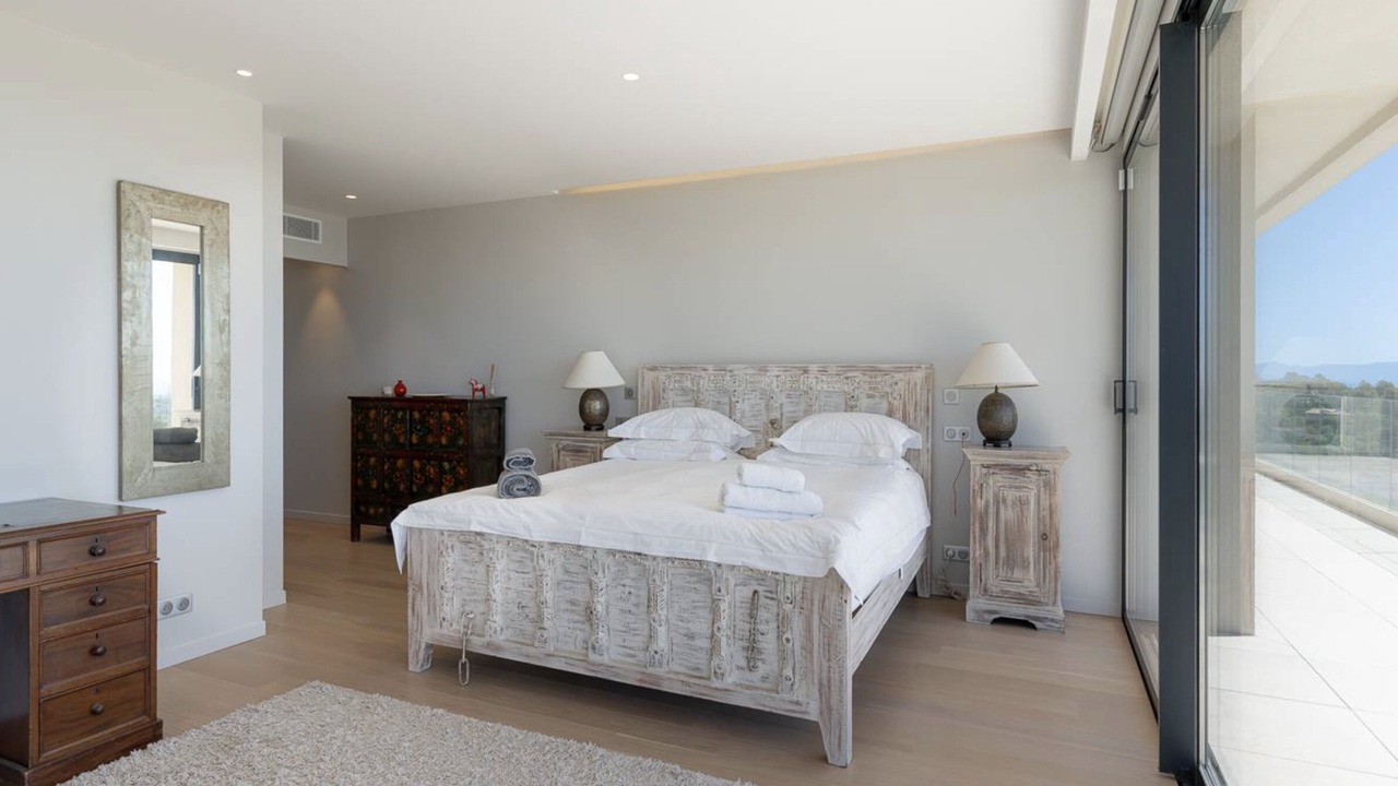 Photo of Bedroom in Chateauneuf-Grasse