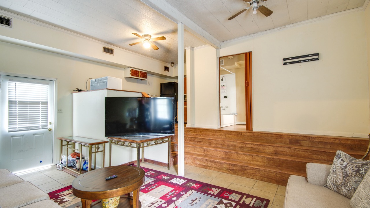 Photo of Livingroom in Hazlehurst