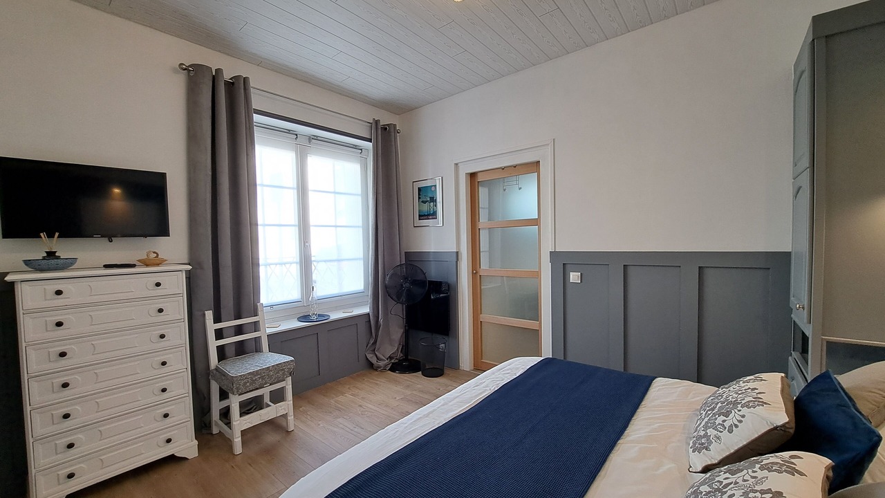 Photo of Bedroom in Saint-Jean-d'Angely