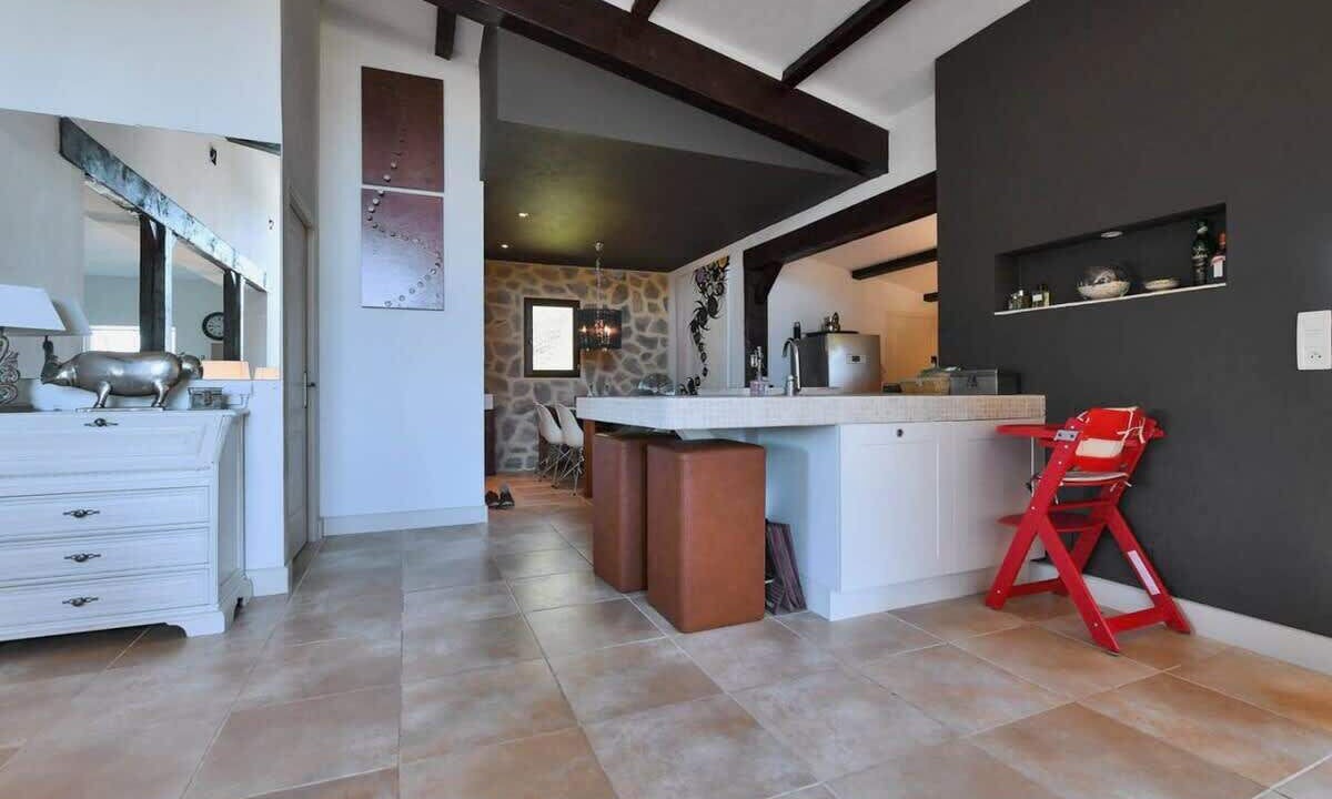 Photo of Others in Belvezet