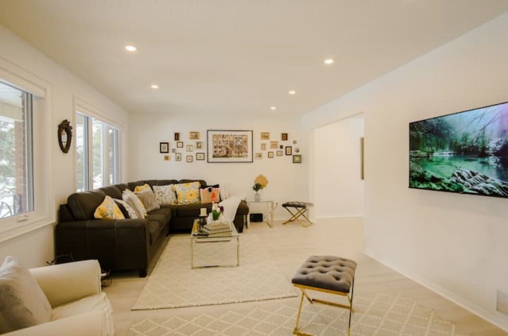 Photo of Livingroom in Richmond Hill