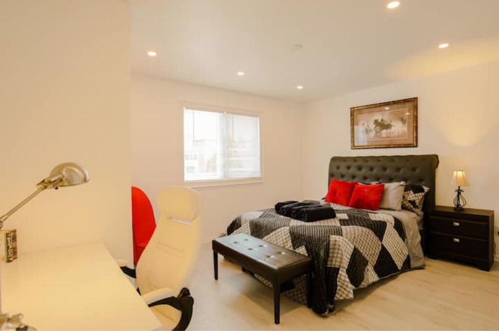 Photo of Bedroom in Richmond Hill