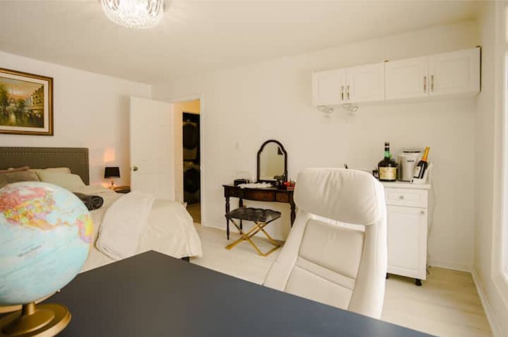 Photo of Bedroom in Richmond Hill