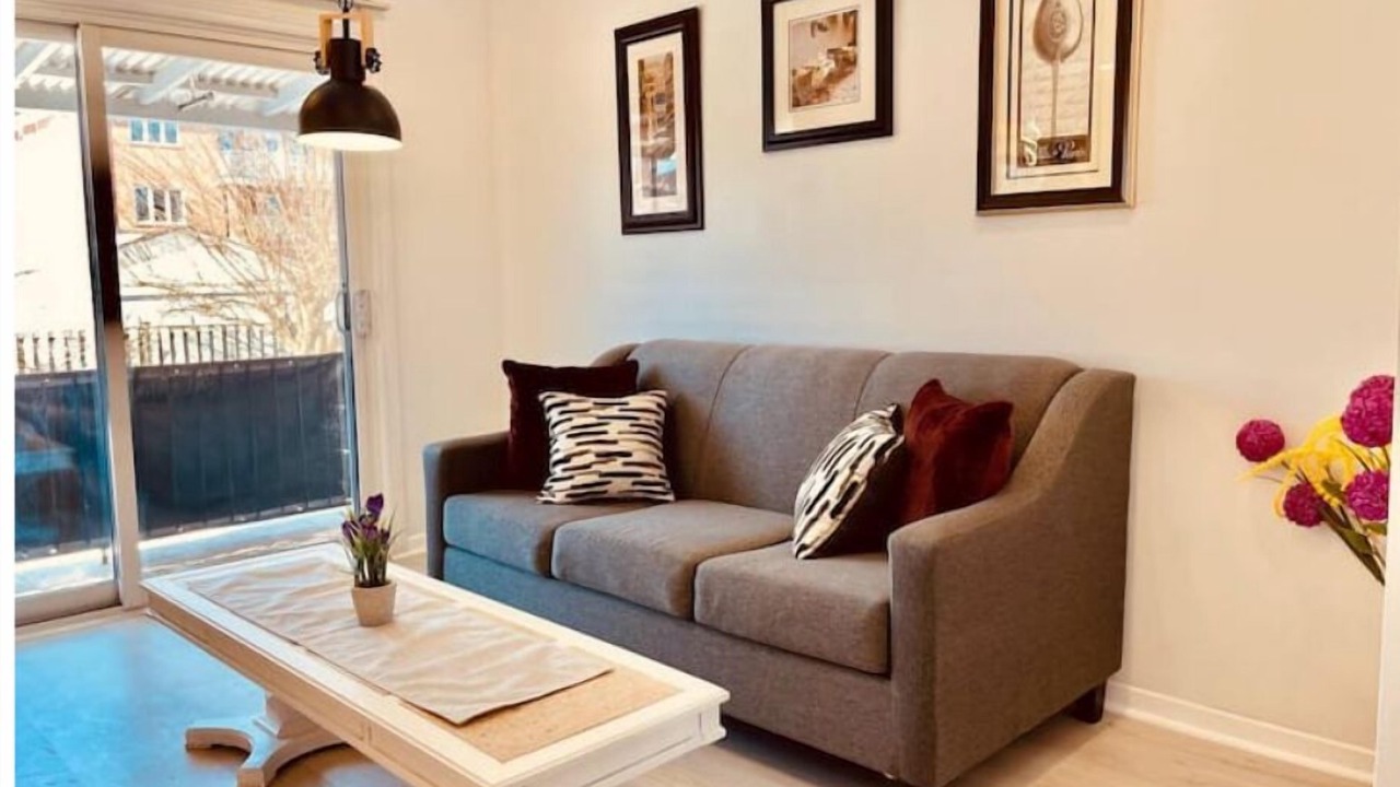 Photo of Livingroom in Richmond Hill