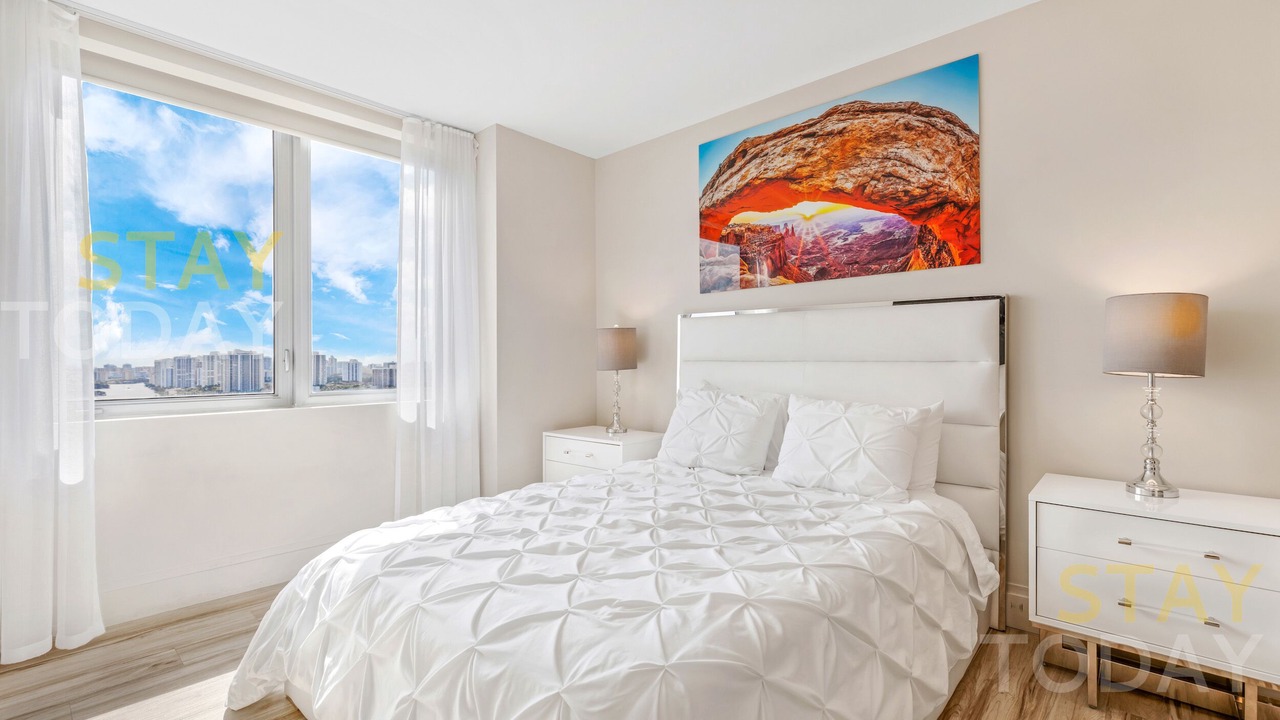 Photo of Bedroom in Hallandale Beach