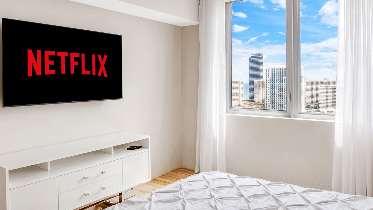 Photo of Bedroom in Hallandale Beach