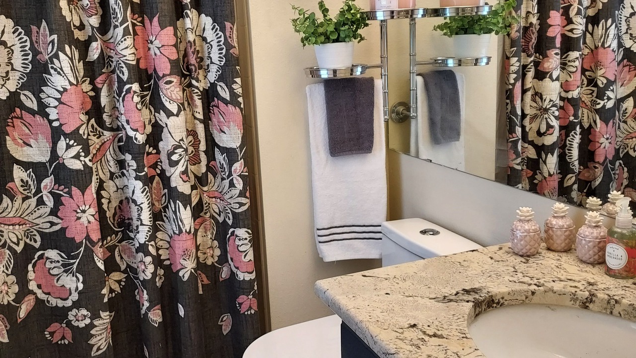 Photo of Bathroom in Walnut Grove
