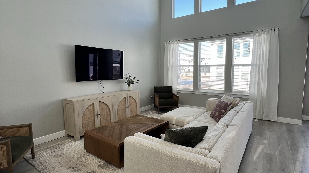 Photo of Livingroom in Springville