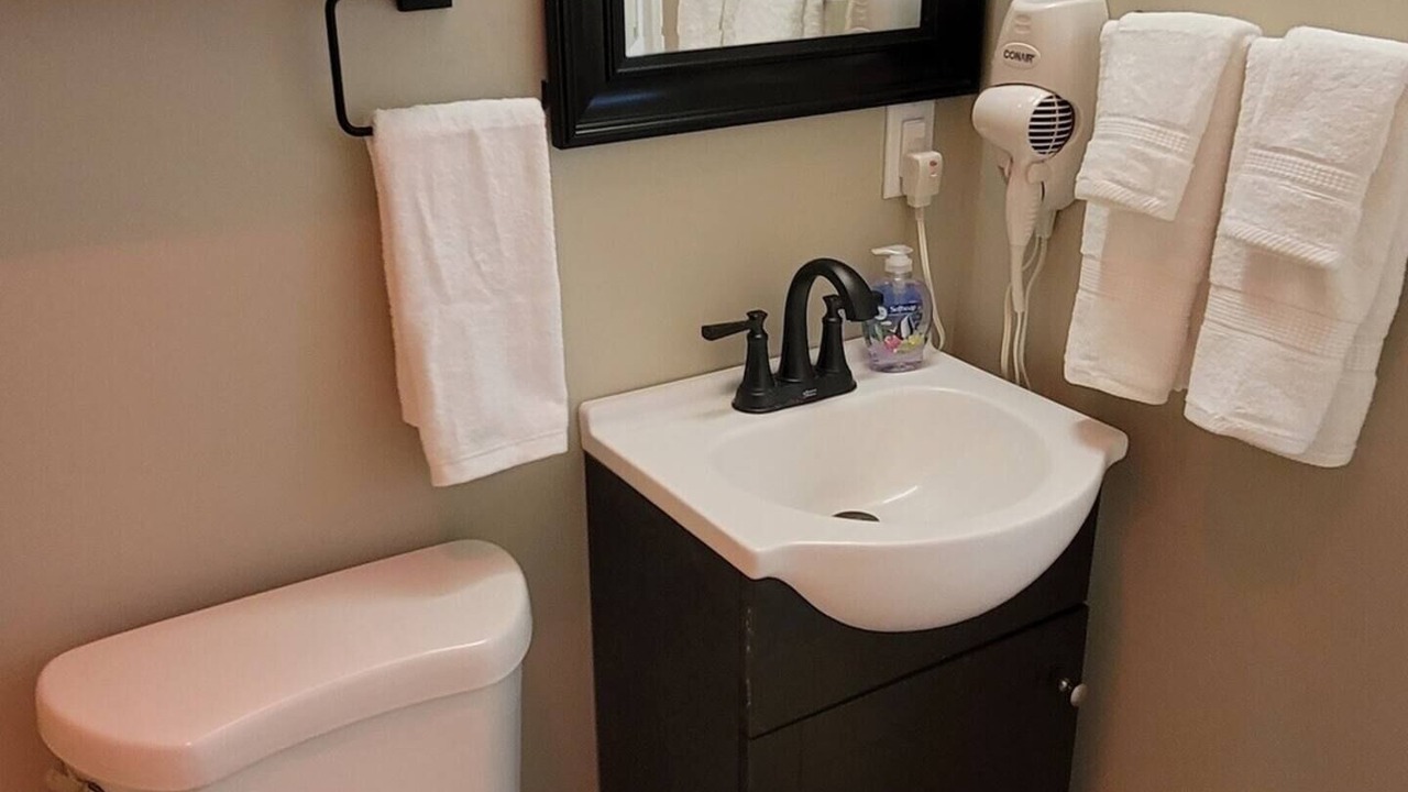 Photo of Bathroom in Syracuse