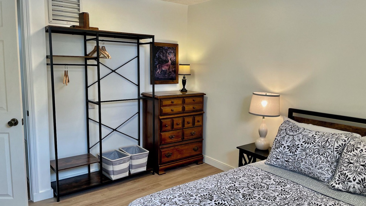 Photo of Others in New Woodstock