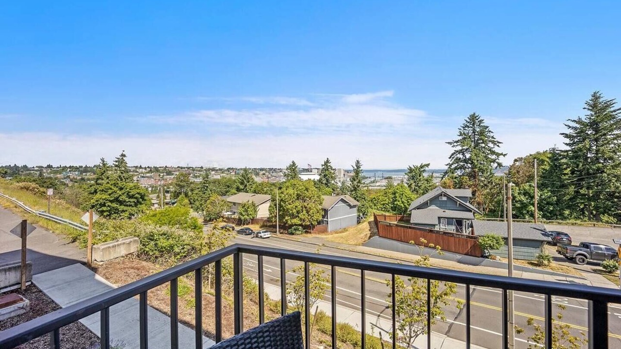 Photo of Patio Balcony in Eastside