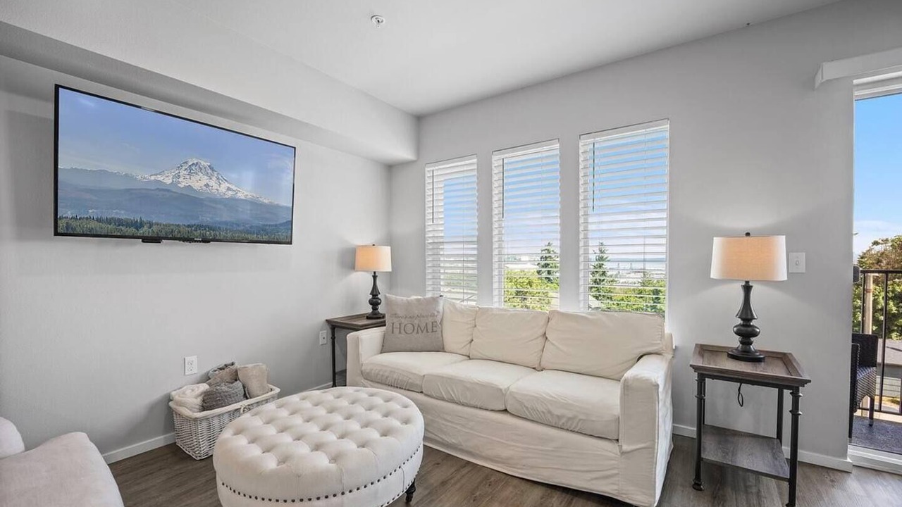 Photo of Livingroom in Eastside