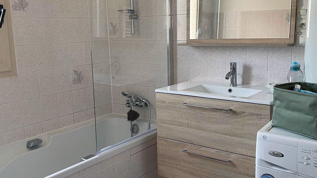 Photo of Bathroom in Sizun