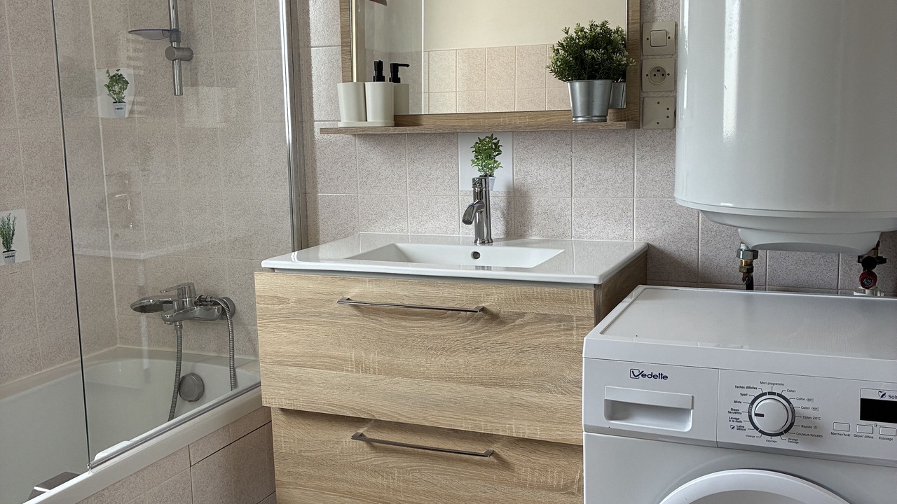 Photo of Bathroom in Sizun