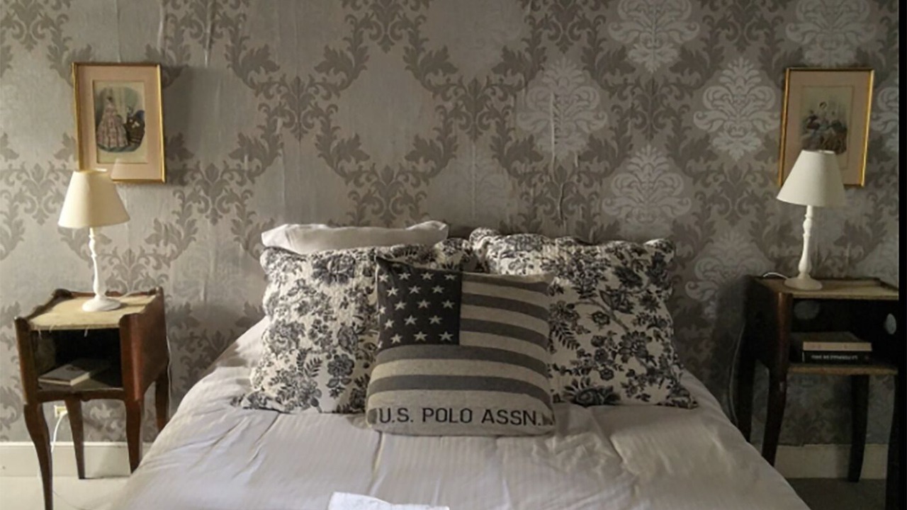 Photo of Bedroom in Juaye-Mondaye