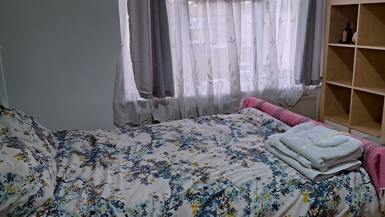 Photo of Bedroom in Greenford Broadway