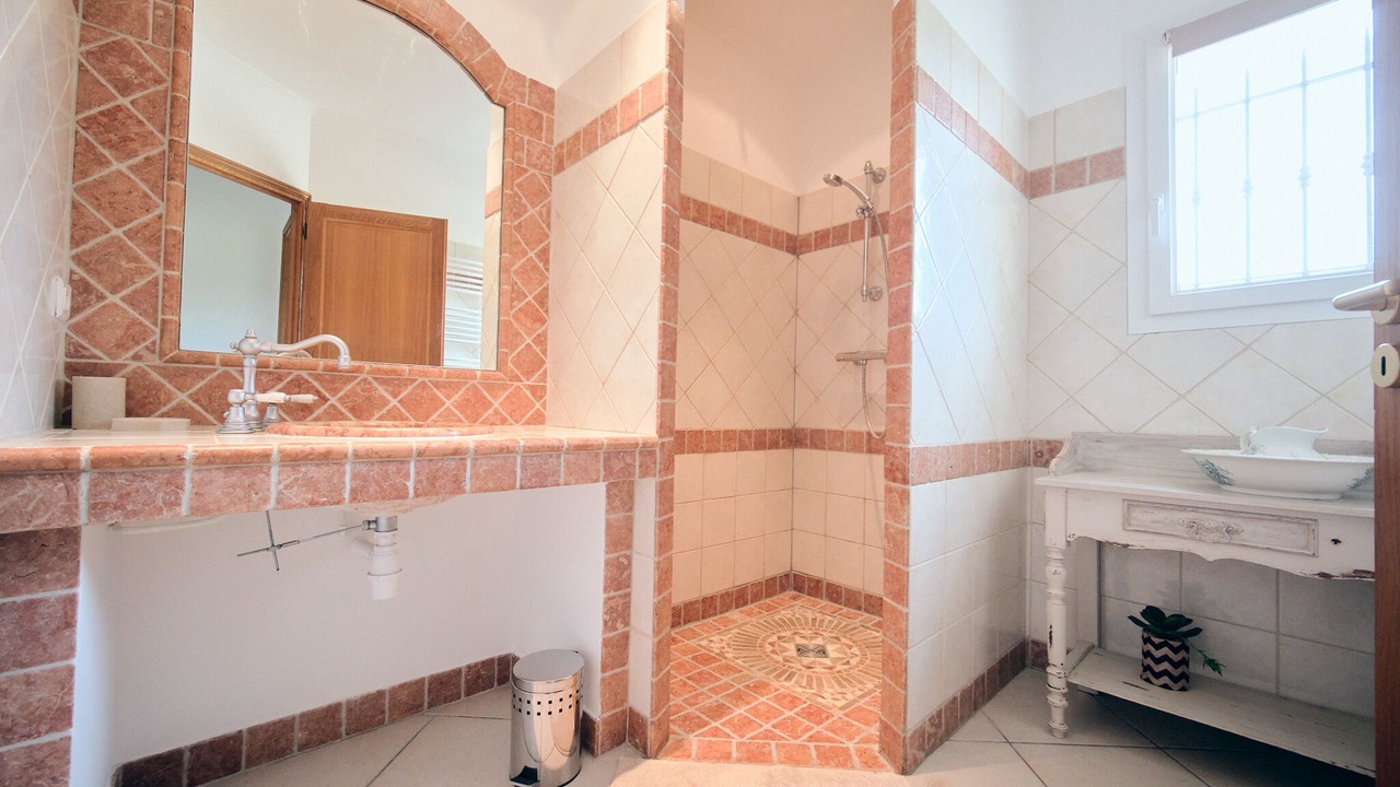 Photo of Bathroom in Moltifao