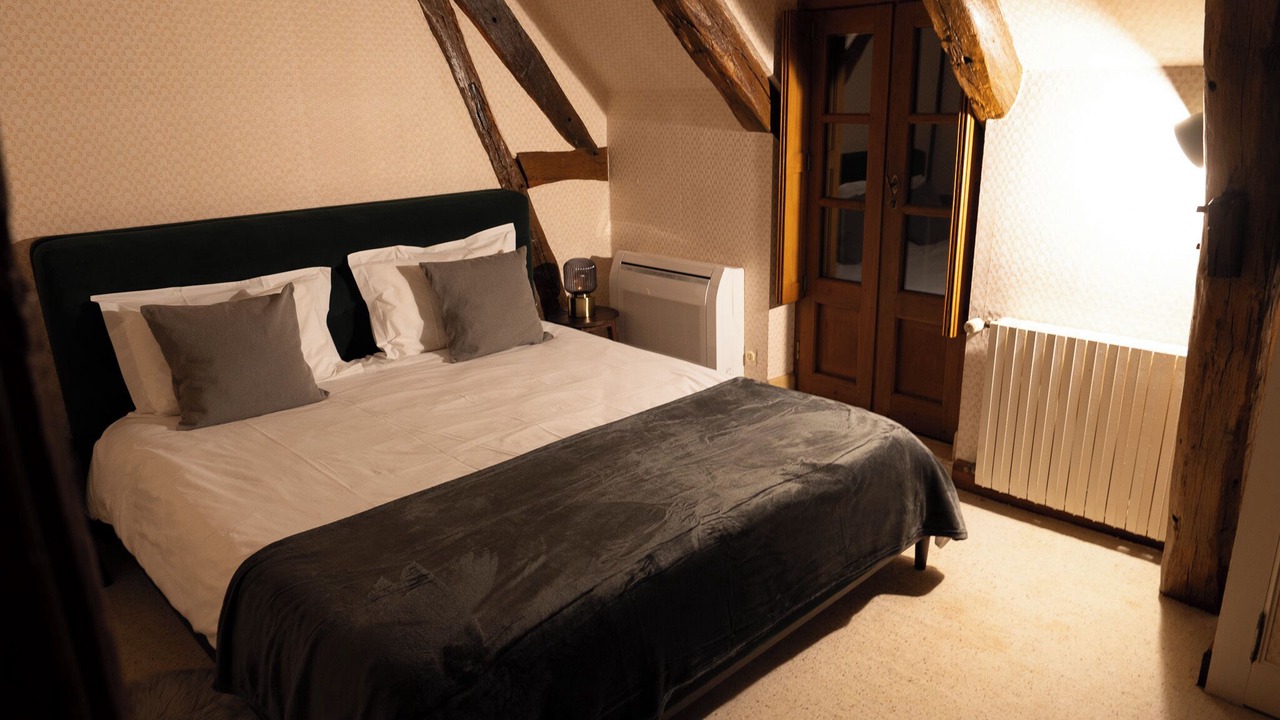 Photo of Bedroom in Allassac