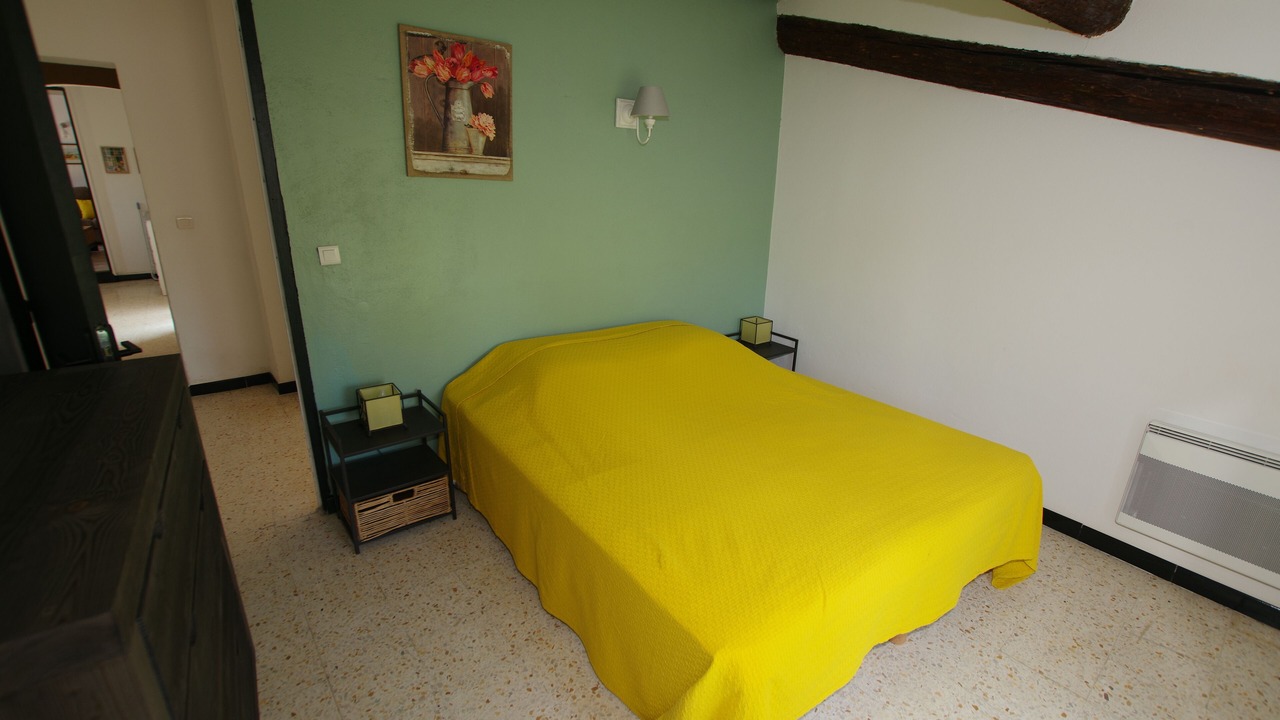 Photo of Bedroom in Meynes