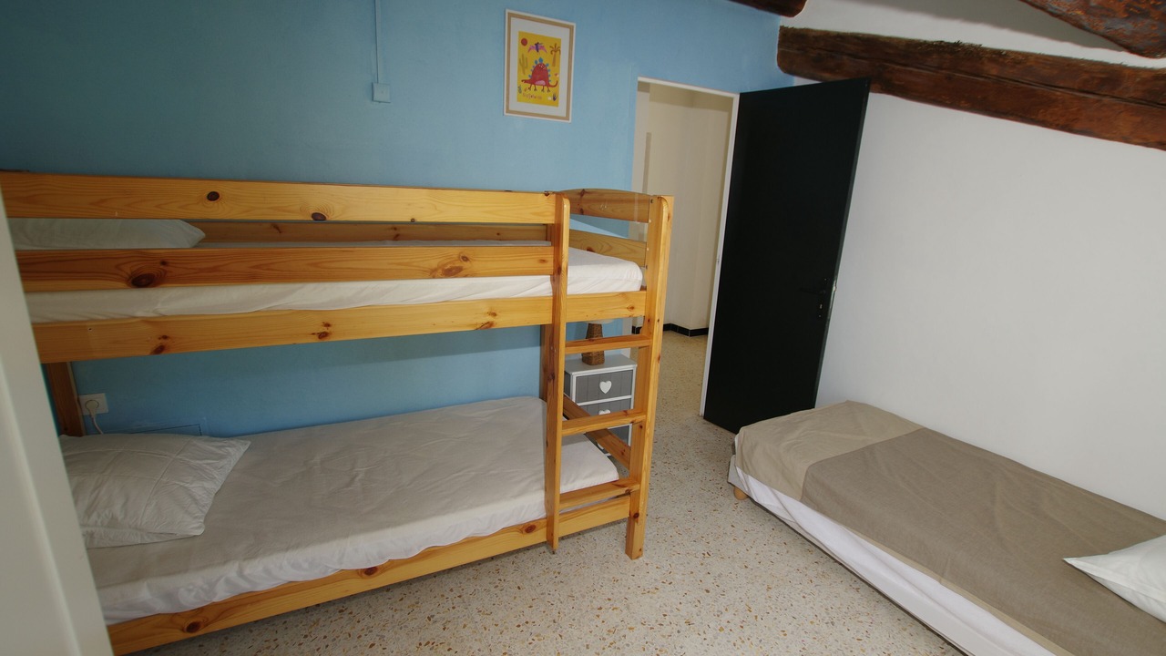 Photo of Bedroom in Meynes