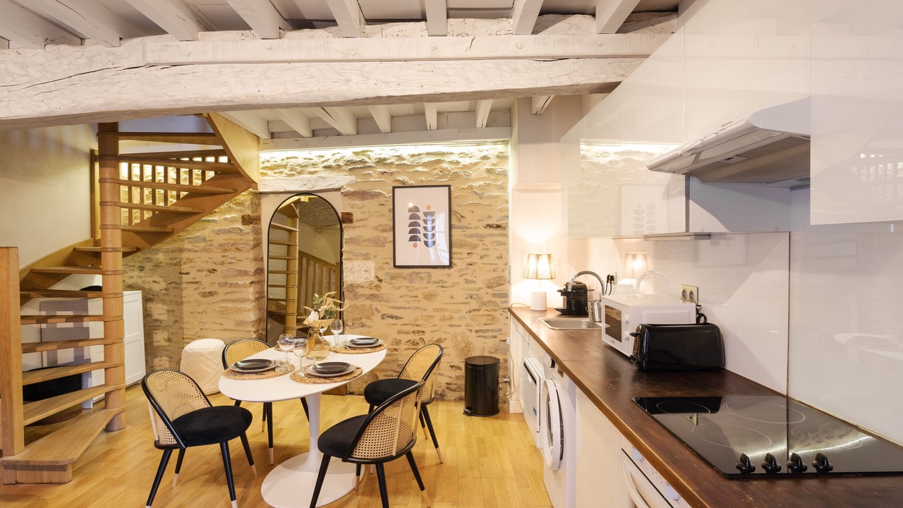 Photo of Kitchen in Centre