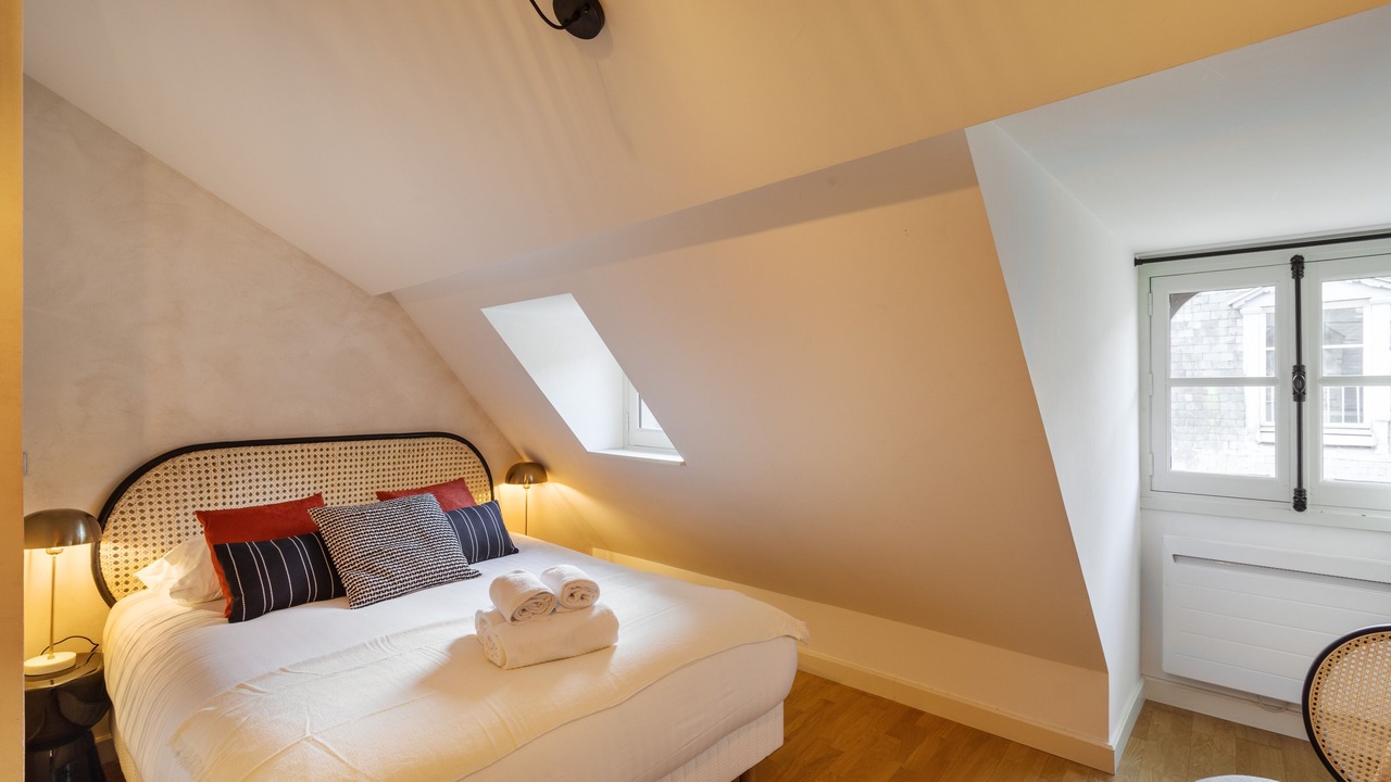 Photo of Bedroom in Centre