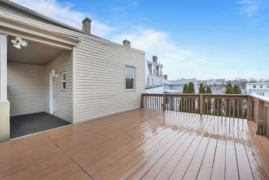 Photo of Patio Balcony in Mount Washington