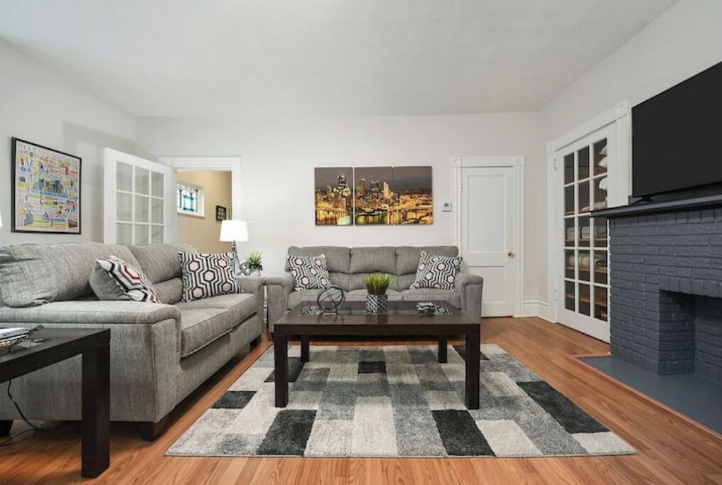 Photo of Livingroom in Mount Washington