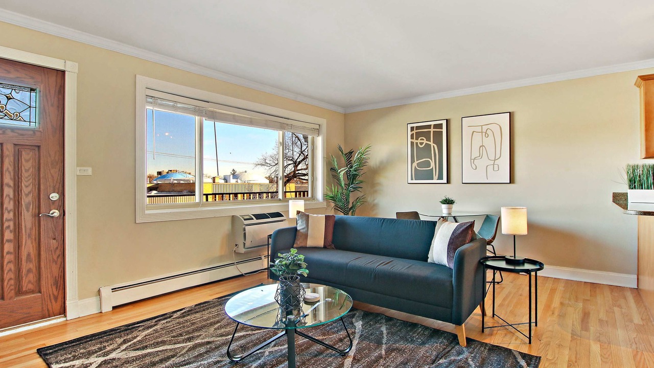 Photo of Livingroom in Arlington Heights
