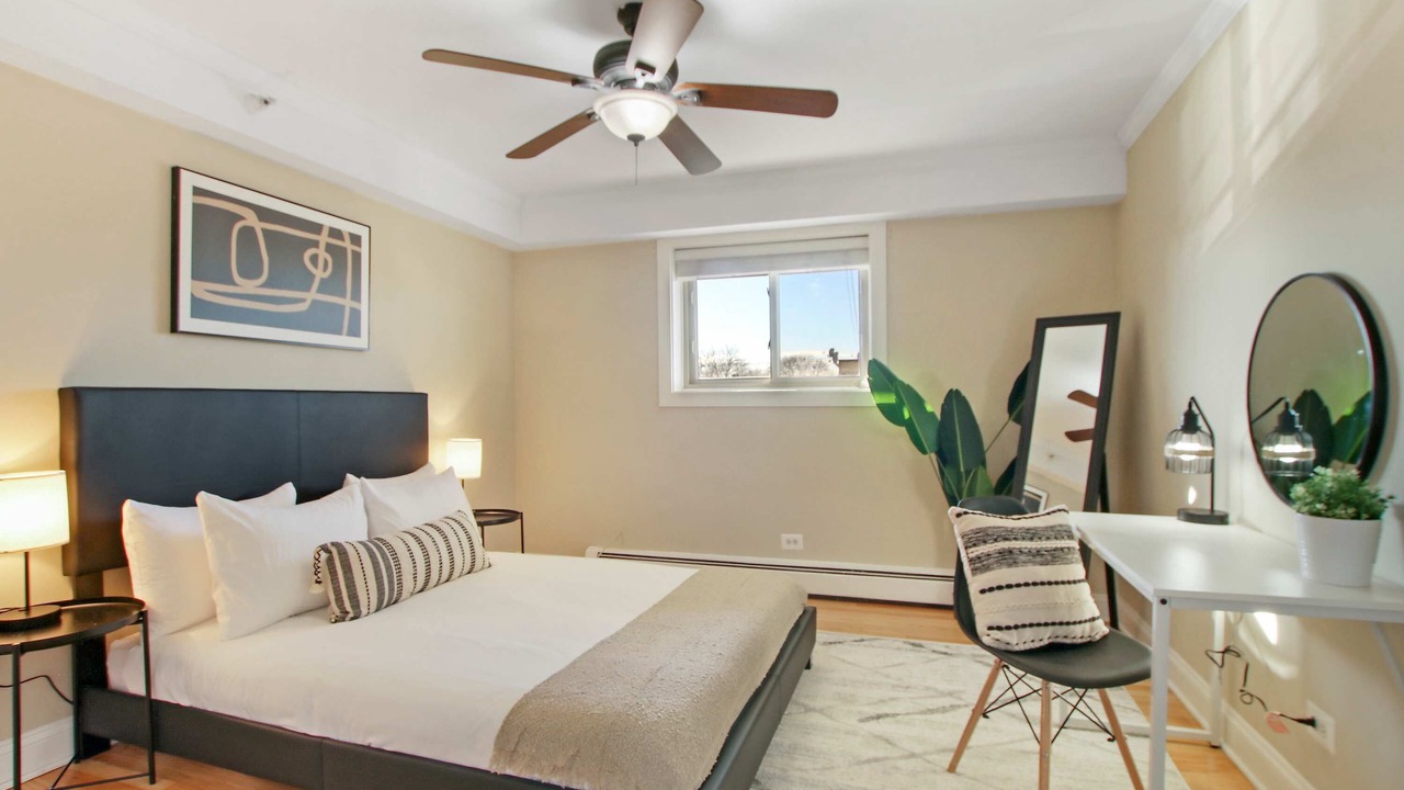 Photo of Bedroom in Arlington Heights