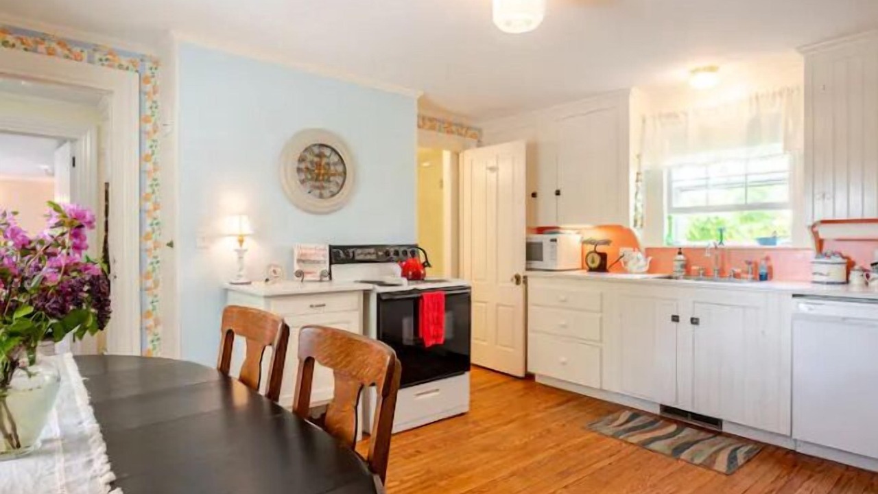 Photo of Kitchen in Waldoboro