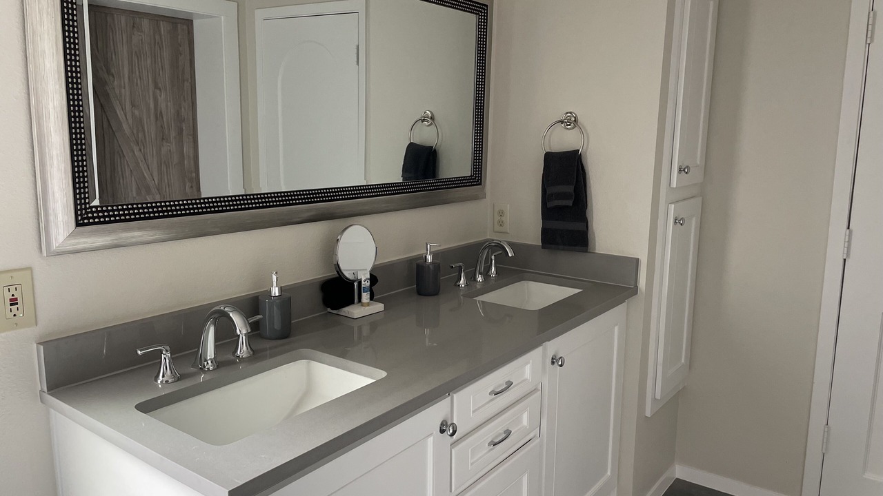 Photo of Bathroom in Blanco